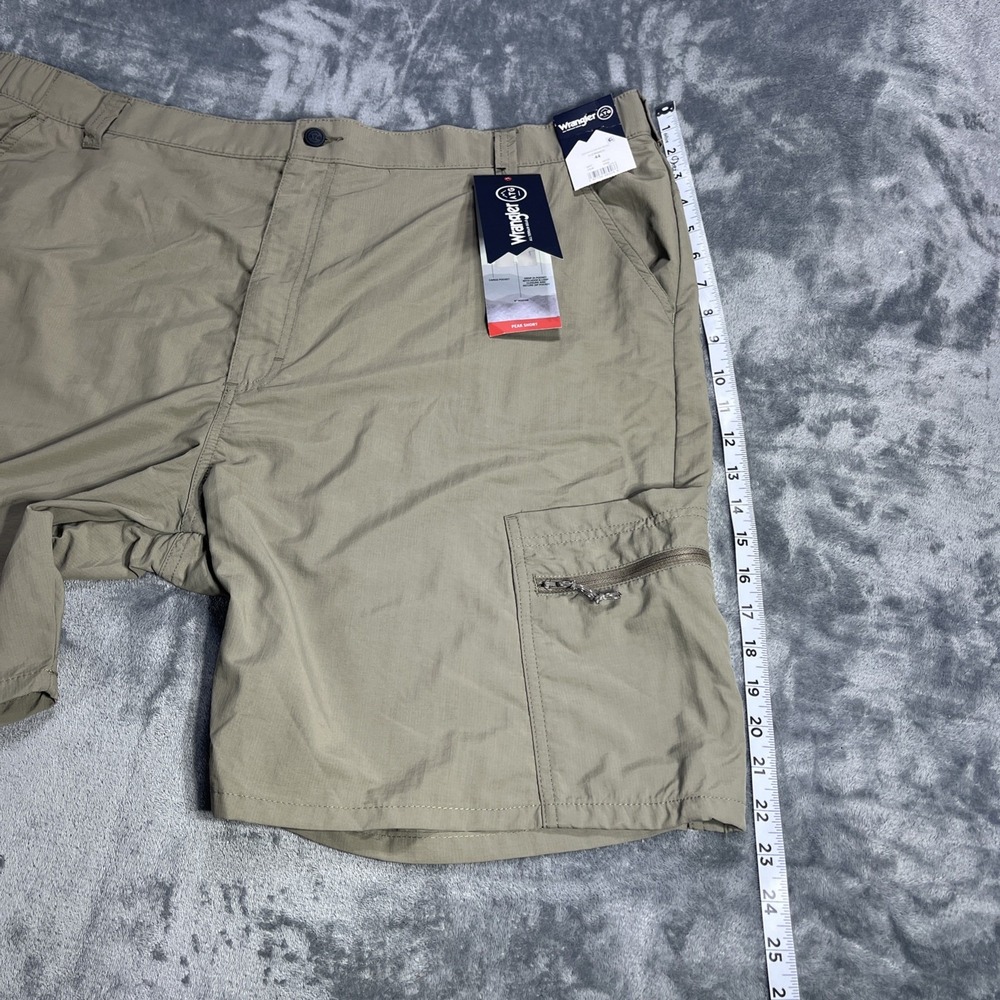 Wrangler Cargo Shorts Mens 44‎ All Terrain Peak Gear Performance Utility Fishing - Picture 7 of 9
